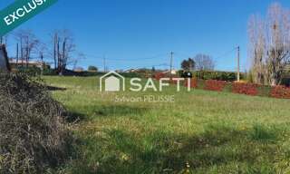 Terrain  1937 m² à vendre à Lauzerte (82110)
