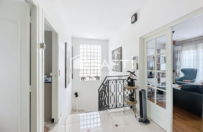 GRANDE MAISON FAMILIALE AU TREMBLAY  ESPACE, CONFORT & POTENTIEL — photo 4