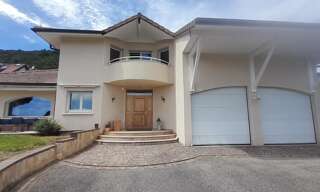 Maison 15 Pièces 382 m² à vendre à Divonne-les-Bains (01220)