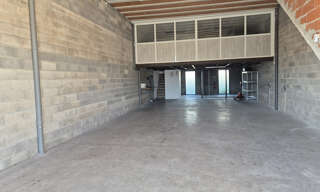 Commerce  182 m² à louer à Vic-la-Gardiole (34110)