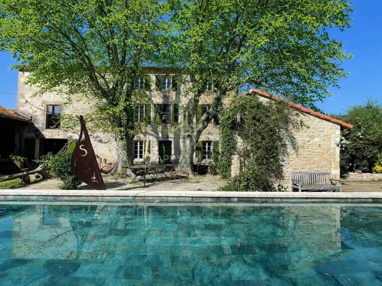 Tarascon, Mas bourgeois d'exception de 350 M2 habitables, — photo 1
