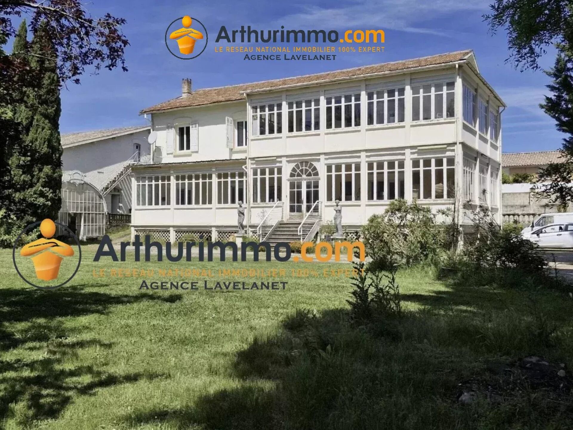 Maison 9 pièces 354 m² · à Laroque-d'Olmes · 354 m² · 450 000 €