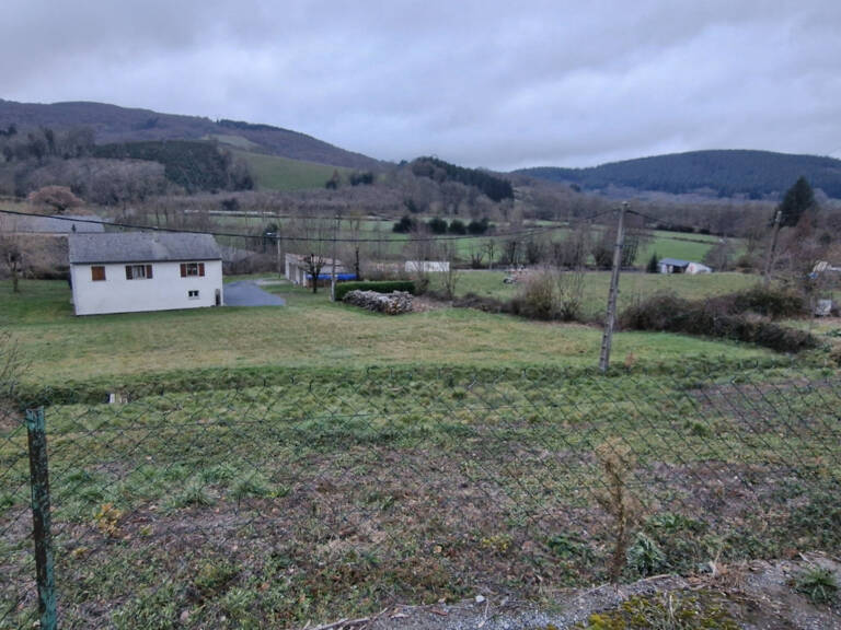 terrain constructible de 2295 m2 — photo 1