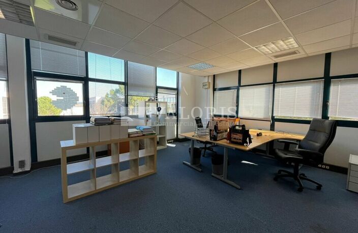BUREAUX à LOUER — photo 3