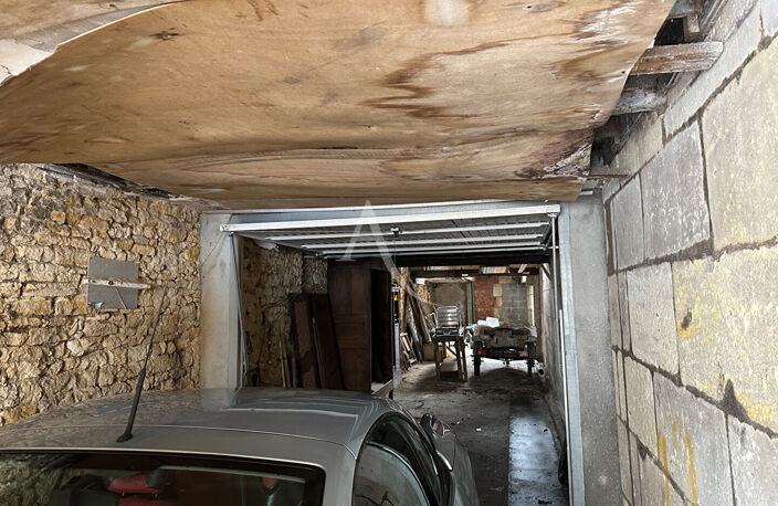IMMEUBLE / MAISON AVEC GARAGES HYPERCENTRE - 62.33 m2 — photo 5