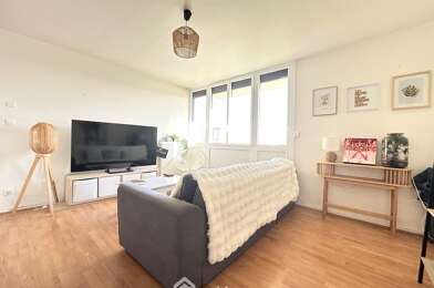 Appartement 3 pièces 119920 €