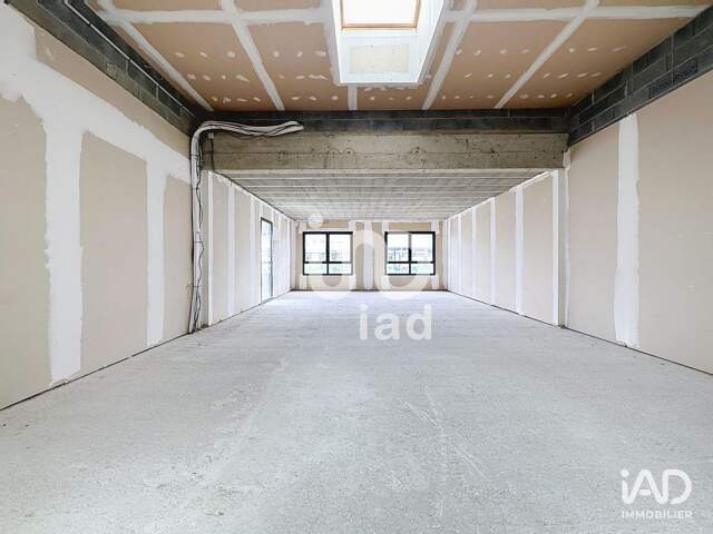 Location Bureaux 90 m&sup2; — photo du bien