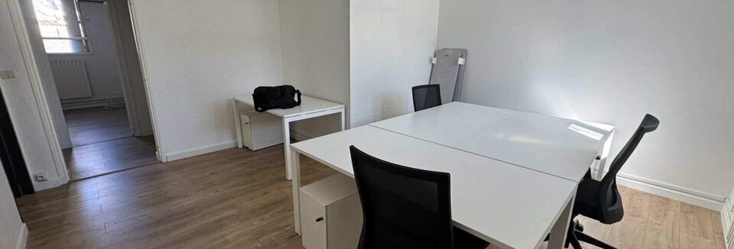 Bureau  65 m² à louer à Tours (37000)