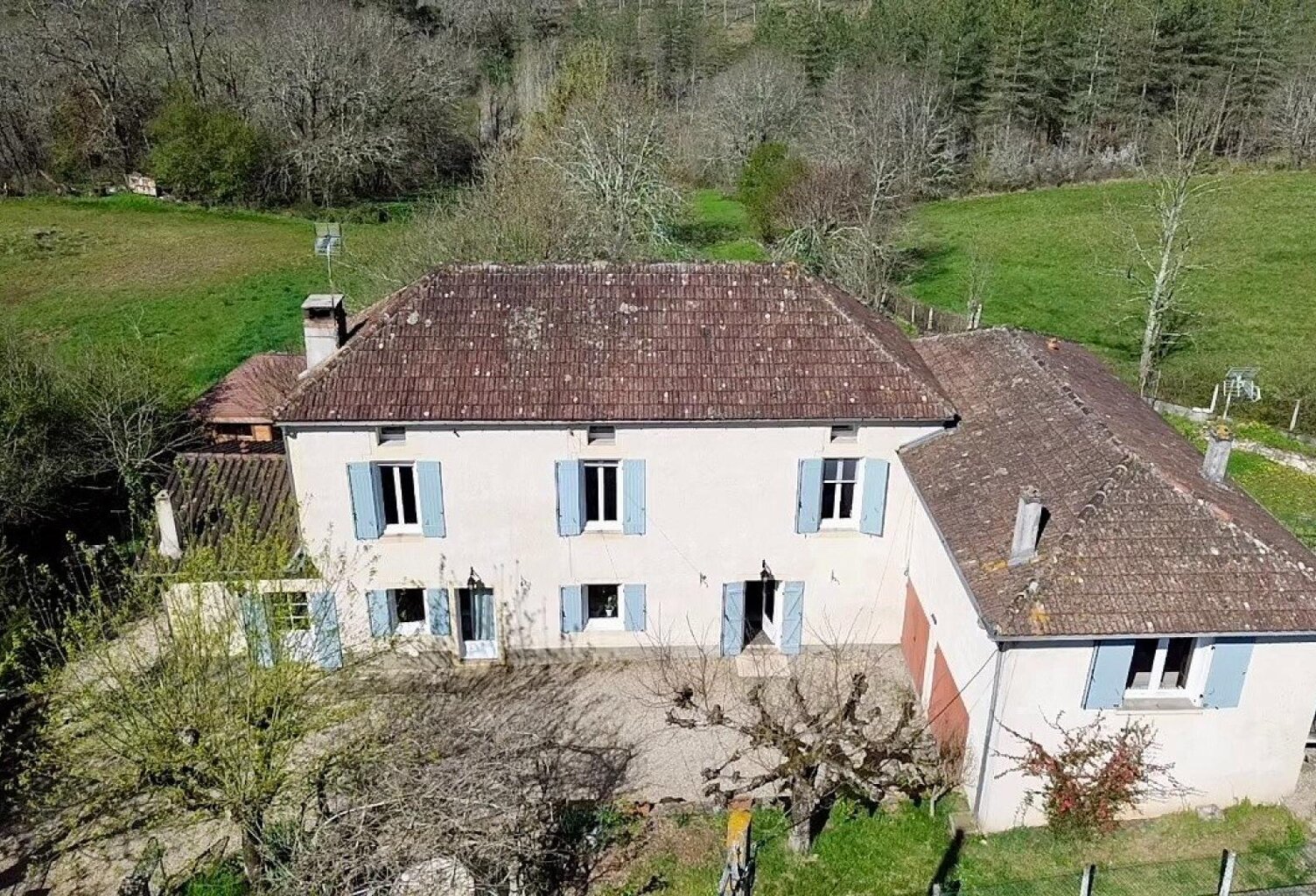Maison familiale au calme avec piscine — photo 1