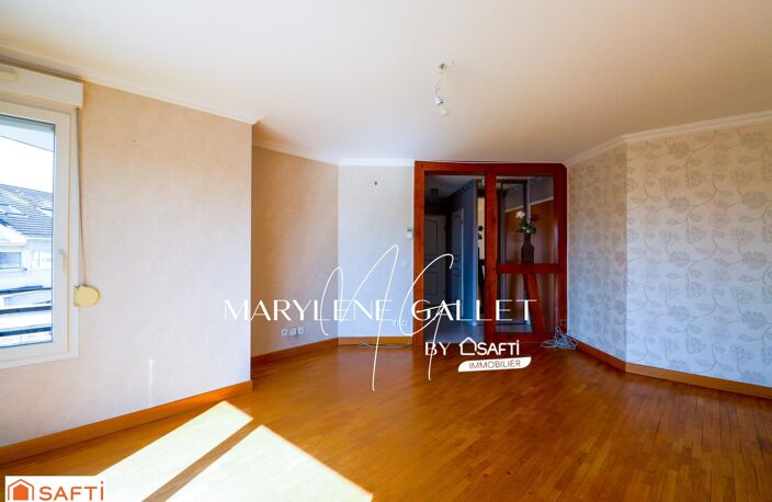 T2 lumineux  dernier étage  gare   balcon + box — photo 4