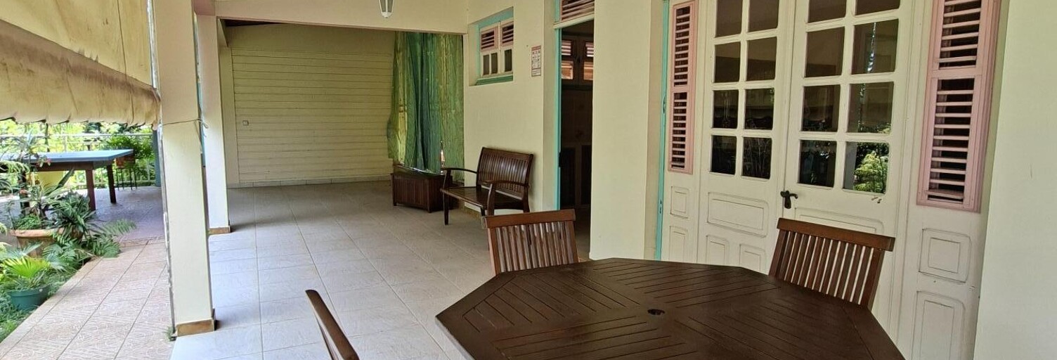 Bureau  42 m² à louer à Le Lamentin (97232)