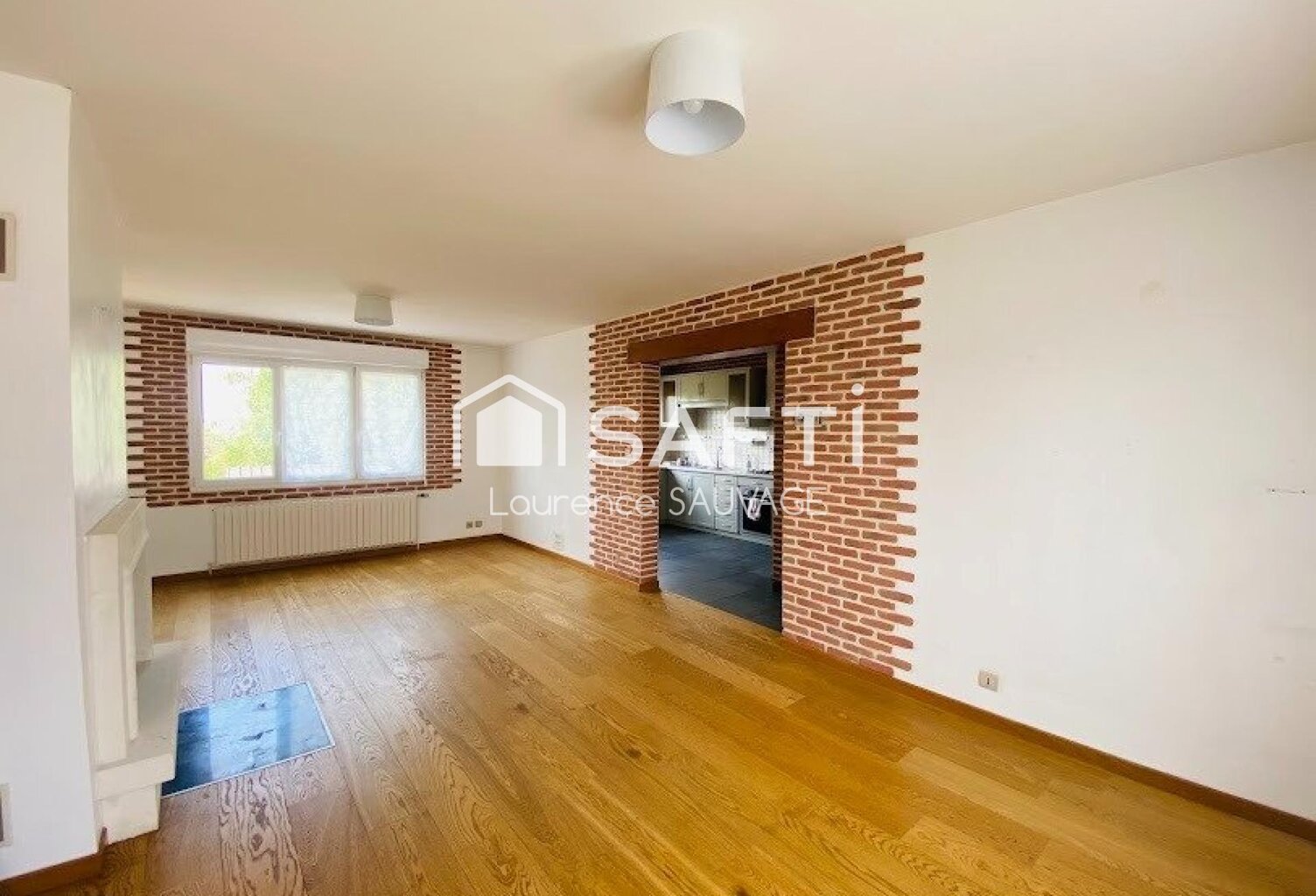 Maison semi individuelle secteur recherché avec grand garage en sous sol — photo 1