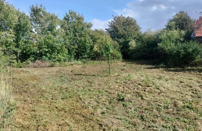 Superbe terrain constructible de plus de 800 m2 — photo 3