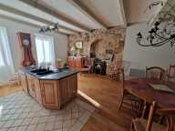 Maison en pierre de 4 pièces principales — photo 2