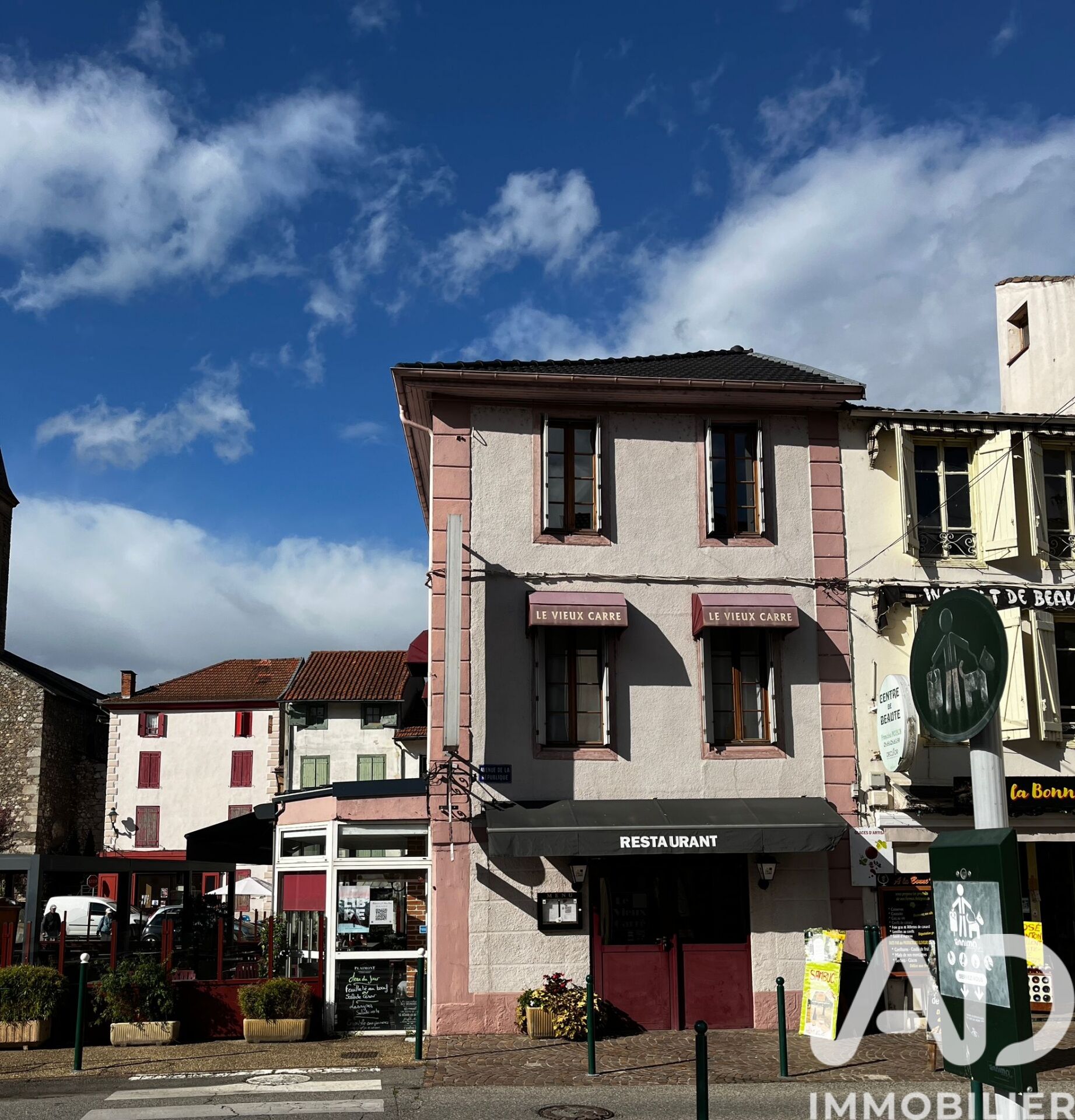 Tarascon-Sur-Ariege - 436m² - 1p.