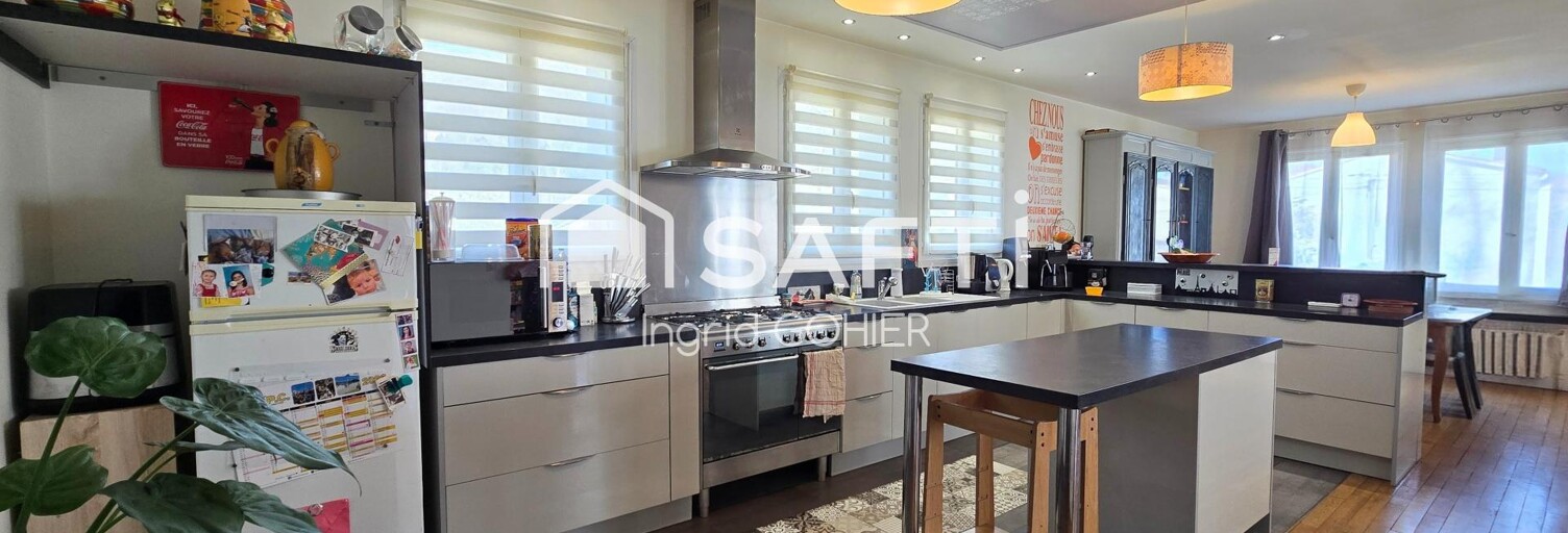 Maison 8 Pièces 243 m² à vendre à Lavelanet (09300)