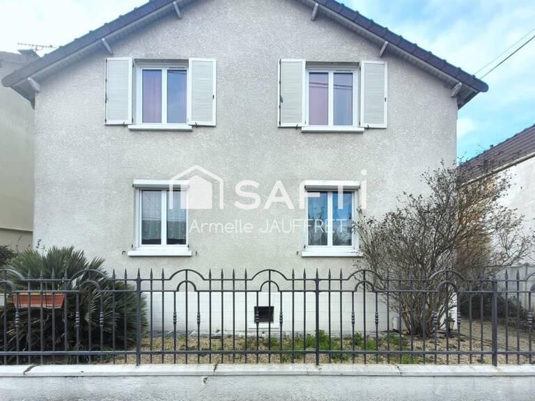 Quartier résidentiel maison non mitoyenne sur ssol — photo 1
