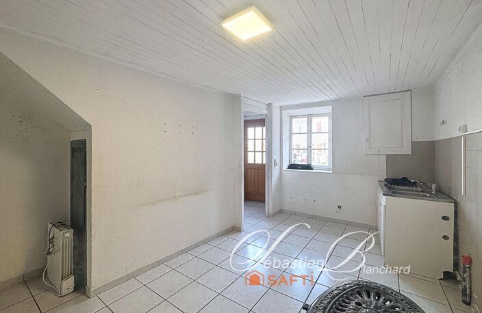 Maison à rénover de 87m2 et grange attenante — photo 2