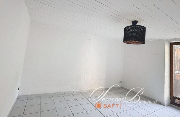 Maison à rénover de 87m2 et grange attenante — photo 4