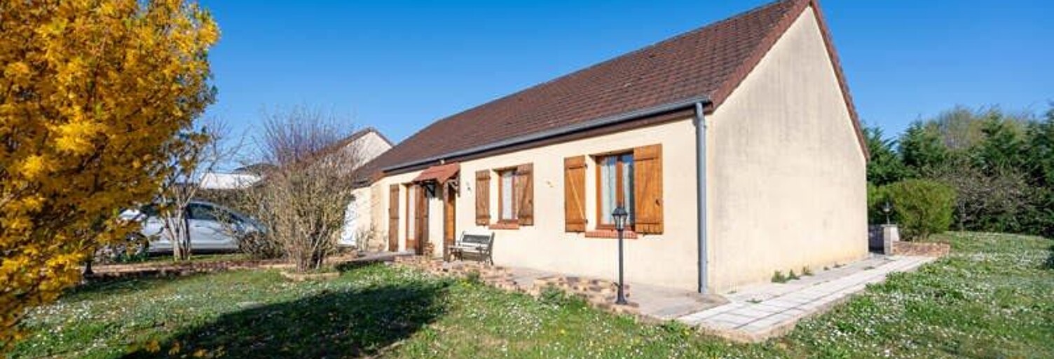 Maison 5 Pièces 98 m² à vendre à Saint-Georges-sur-Moulon (18110)