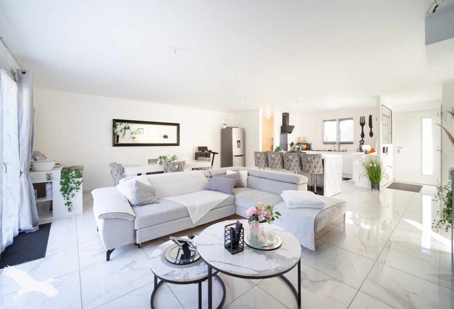 Contemporaine de 5 pièces principales — photo 1