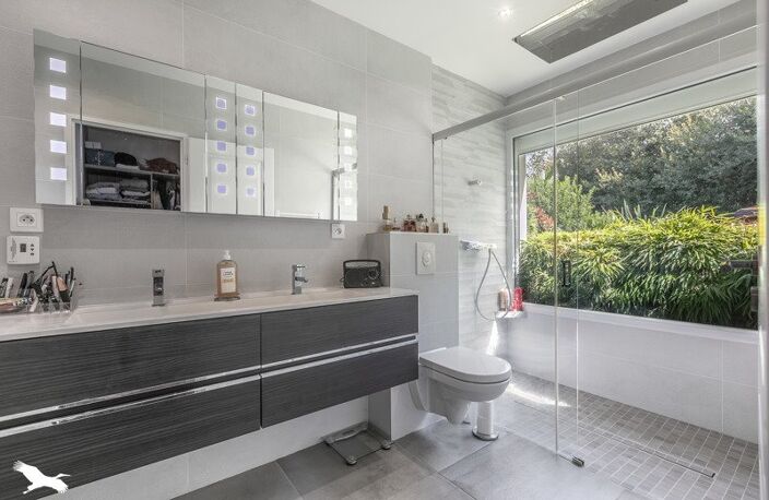Contemporaine de 5 pièces principales — photo 4