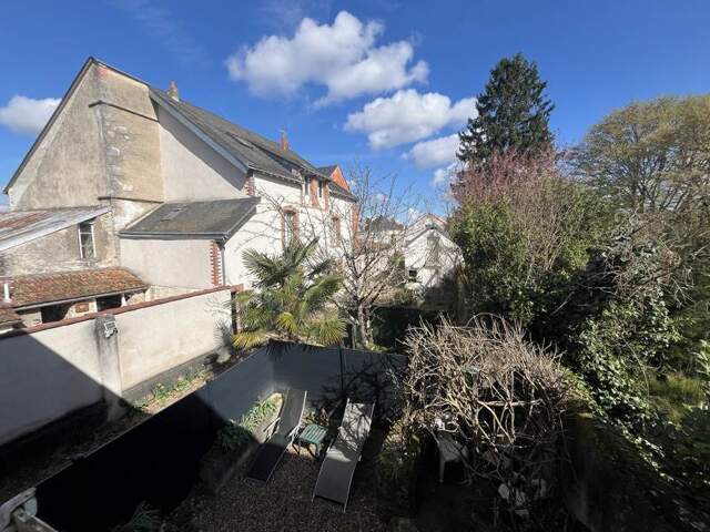 Maison 10 pièces 280 m² à Cellettes — photo du bien