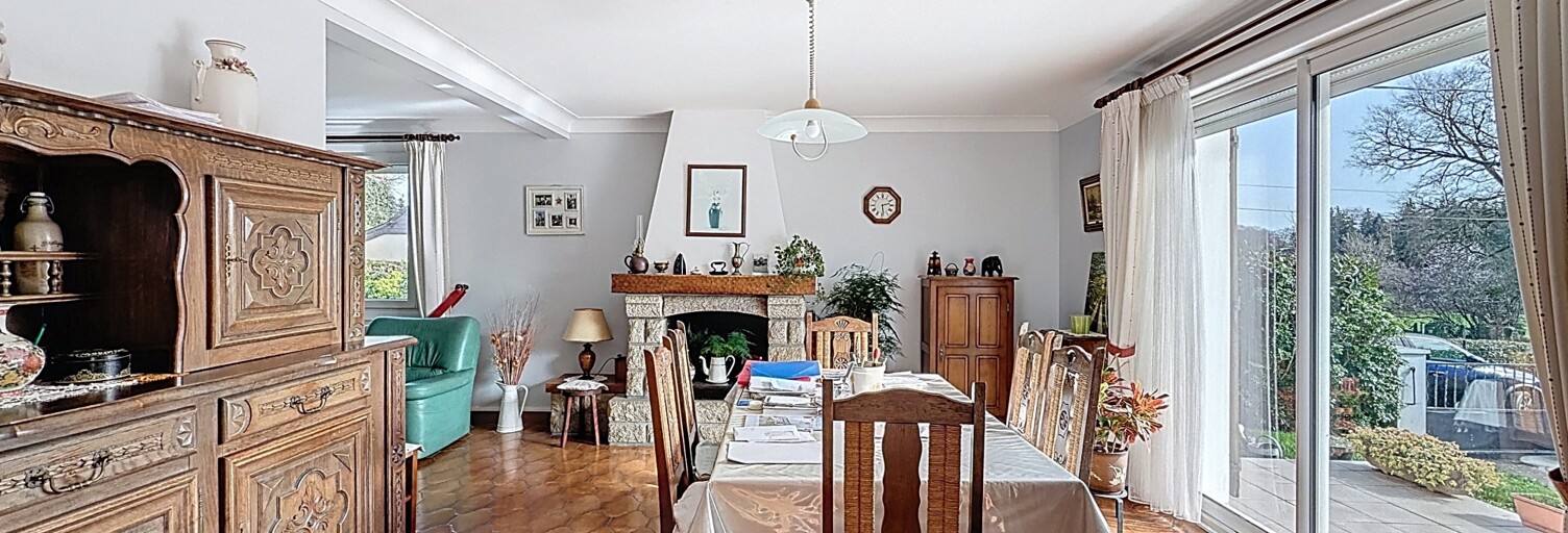 Maison 6 Pièces 131 m² à vendre à Bains-sur-Oust (35600)