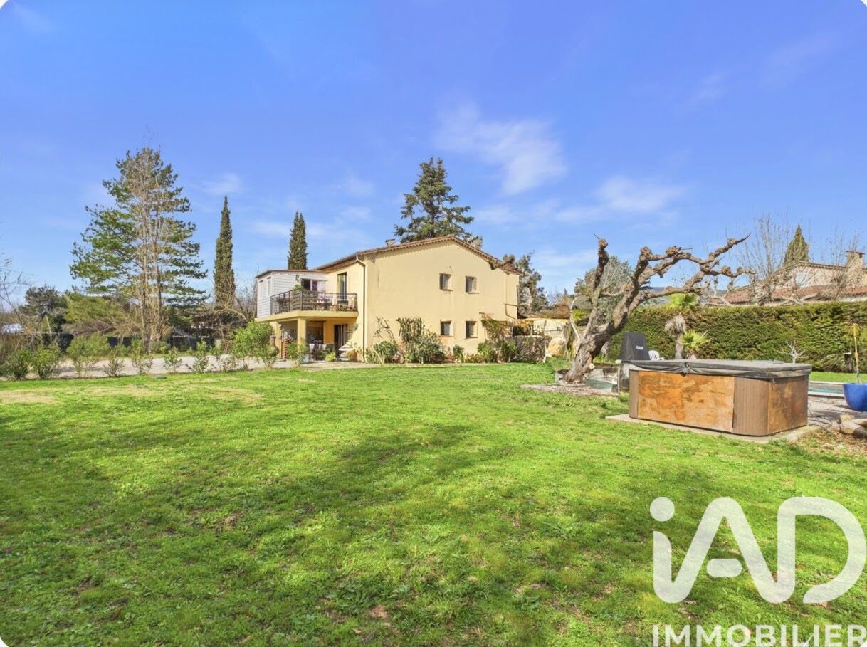 Vente Maison/villa 7 pièces - Photo 2