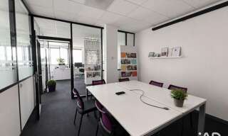 Bureau  105 m² à louer à Dardilly (69570)