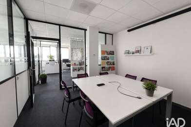 Bureau  2500 €