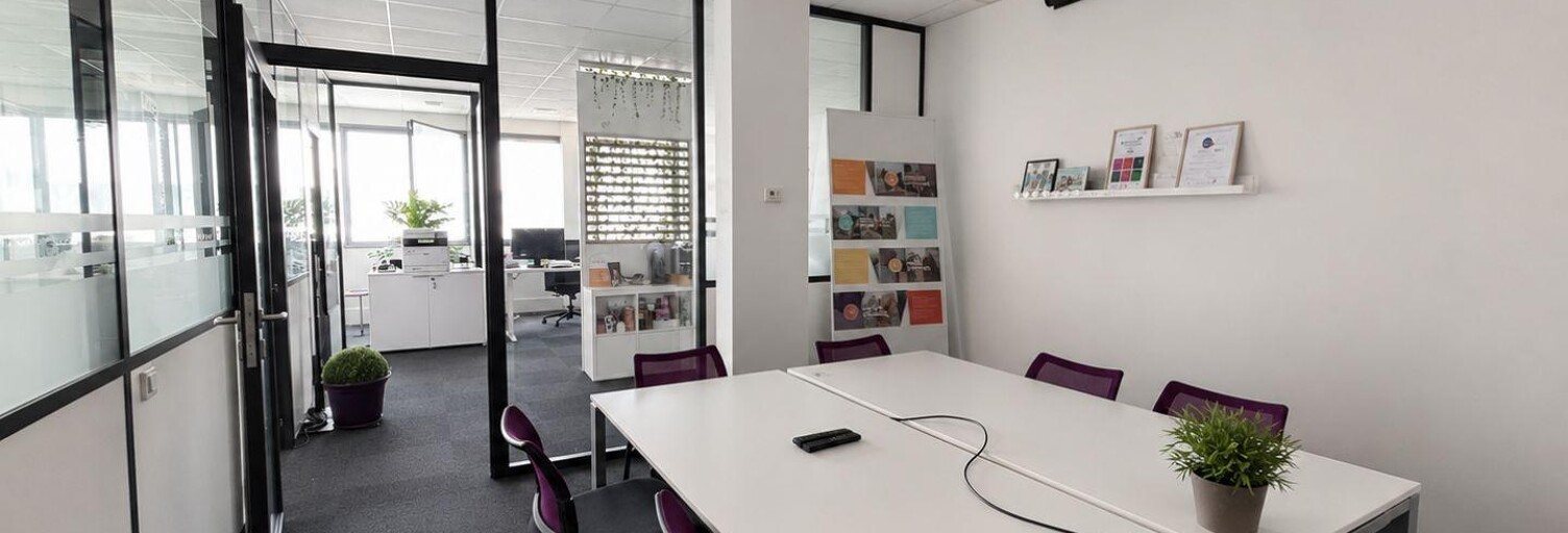 Bureau  105 m² à louer à Dardilly (69570)