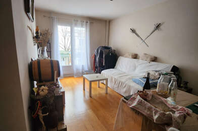 Appartement 3 pièces 780 €