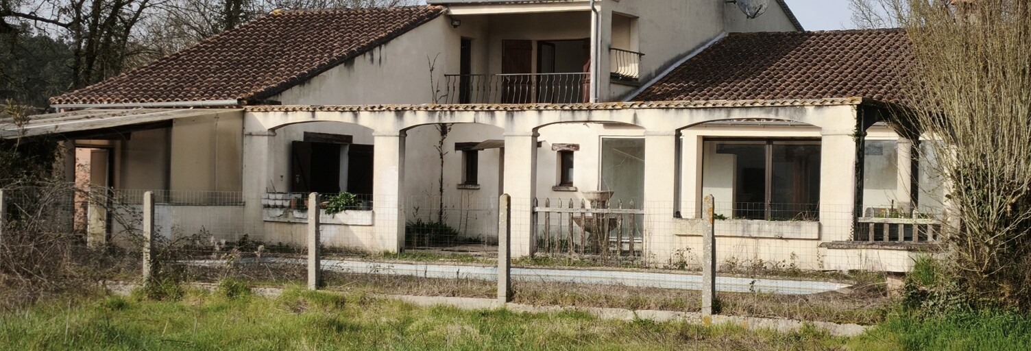 Maison 4 Pièces 190 m² à vendre à Les Peintures (33230)