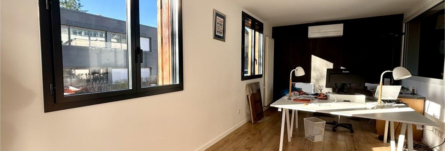 Bureau  18 m² à louer à Champagne-au-Mont-d'Or (69410)