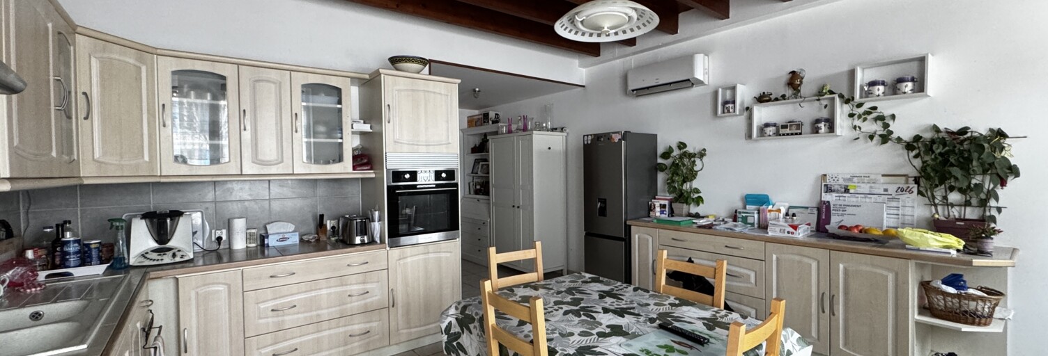 Maison 4 Pièces 116 m² à vendre à Saint-Bonnet-sur-Gironde (17150)