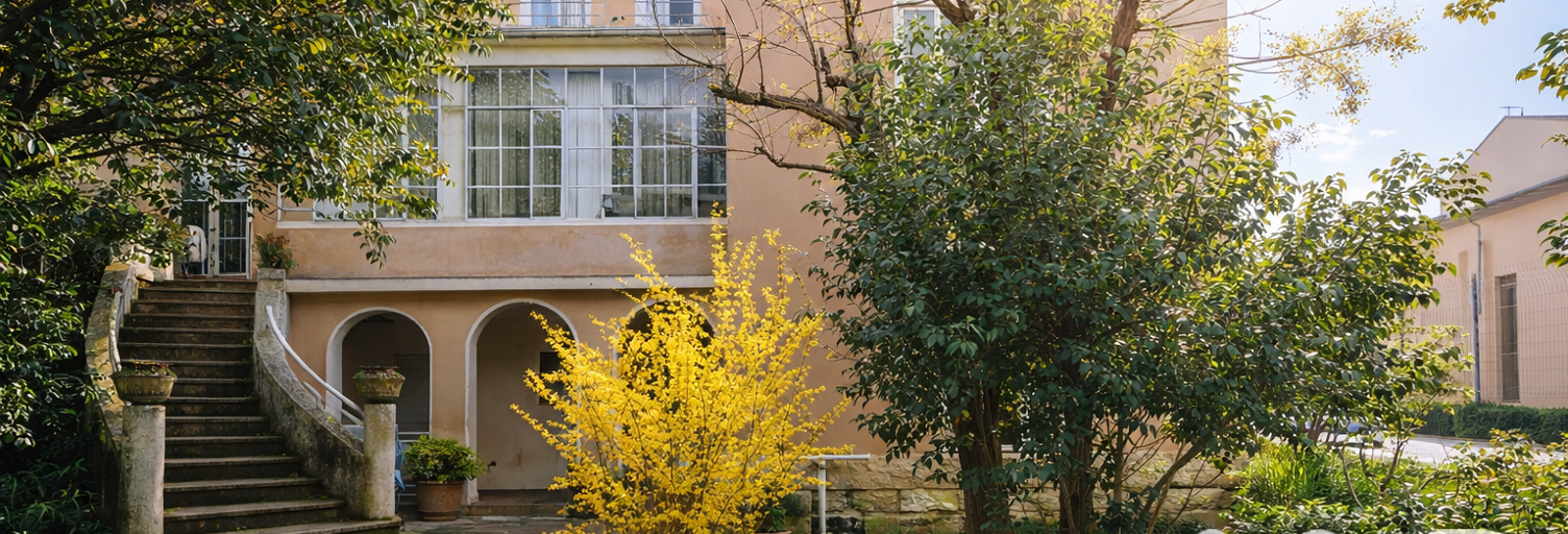 Maison 12 Pièces 220 m² à vendre à Vaison-la-Romaine (84110)