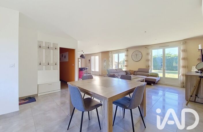 Vente Maison/villa 5 pièces — photo 3