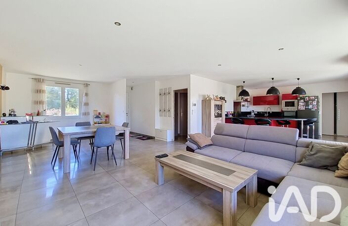 Vente Maison/villa 5 pièces — photo 4