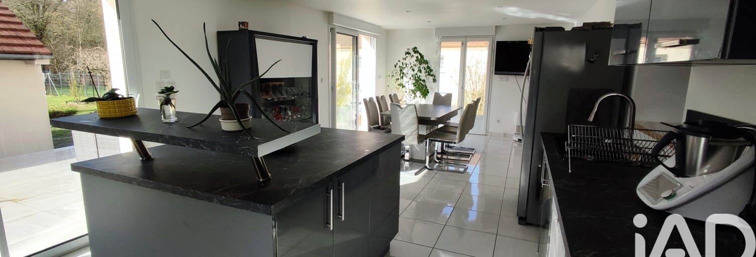 Maison 7 Pièces 190 m² à vendre à Saint-Léger-aux-Bois (60170)