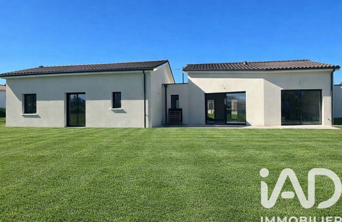 Vente Maison/villa 5 pièces — photo 2