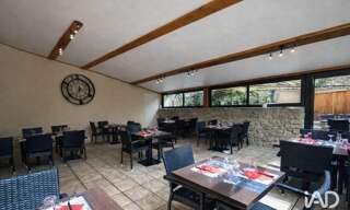 Commerce  150 m² à vendre à Montbrun-les-Bains (26570)