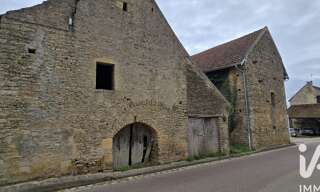 Immeuble  300 m² à vendre à Saint-Père (89450)