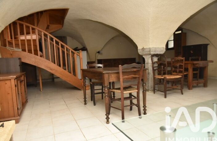 Vente Maison de village 9 pièces — photo 2