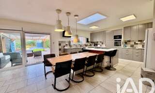 Maison 8 Pièces 251 m² à vendre à Saint-Hilaire-lez-Cambrai (59292)