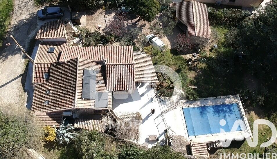 Castillon-Du-Gard - 100m² - 4p. - 3ch.