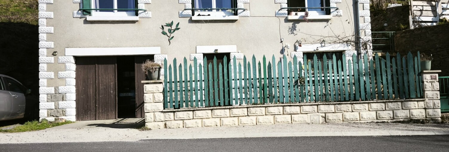 Maison 6 Pièces 135 m² à vendre à Roannes-Saint-Mary (15220)