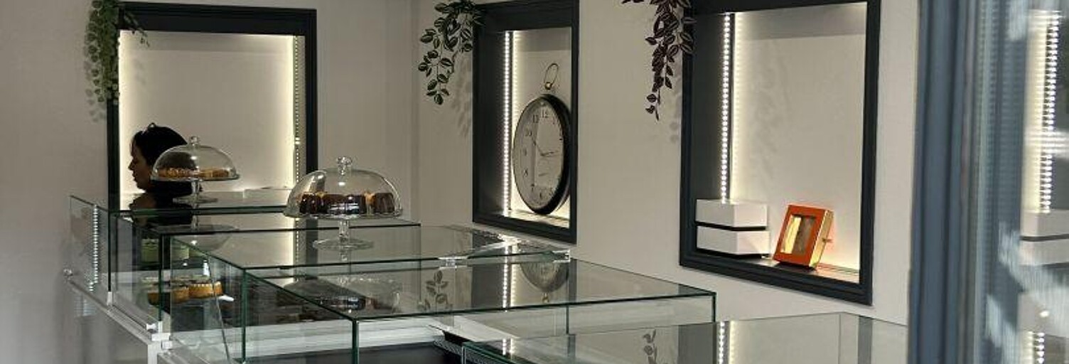 Commerce  295 m² à vendre à Rochefort-Montagne (63210)