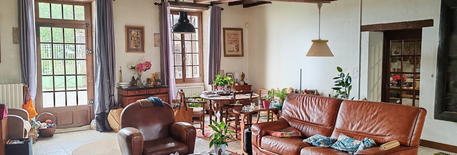 Maison 9 Pièces 246 m² à vendre à Villon (89740)