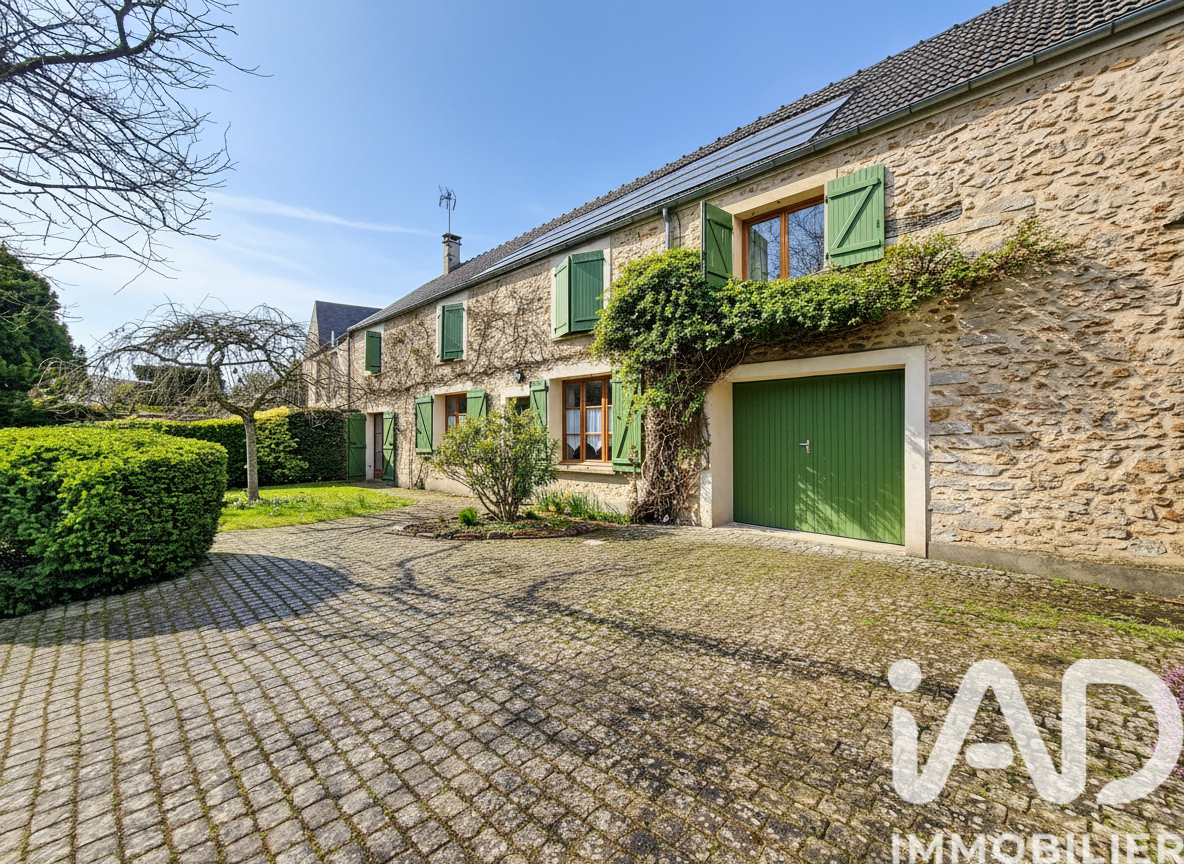 Briis-sous-Forges - 180m² - 8p. - 6ch.